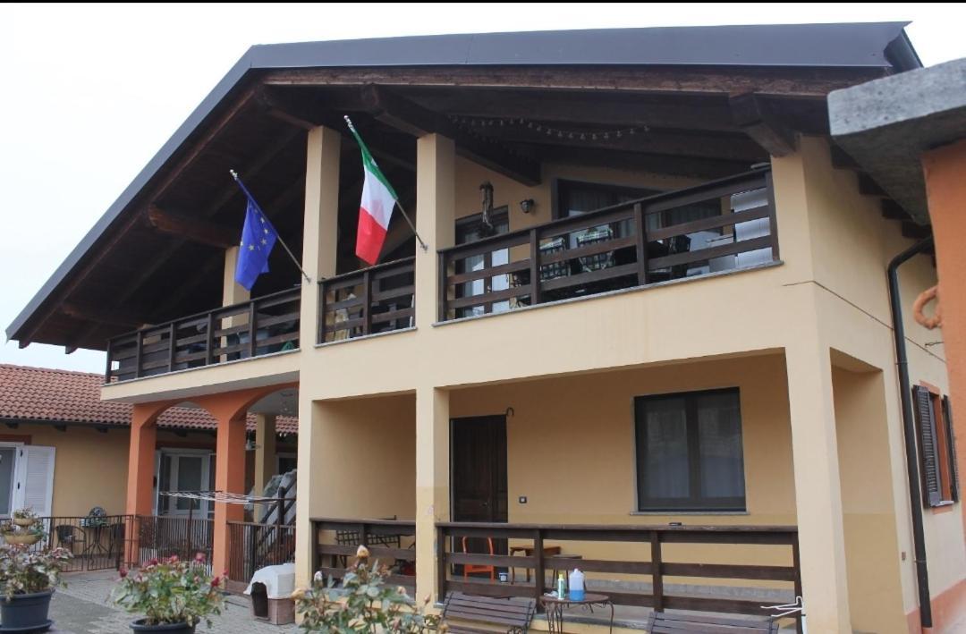 G&G Giusy E Gabry Bed & Breakfast Santhia Exterior photo